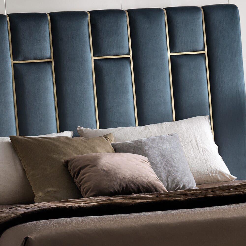 Pebbles Upholstered Bed