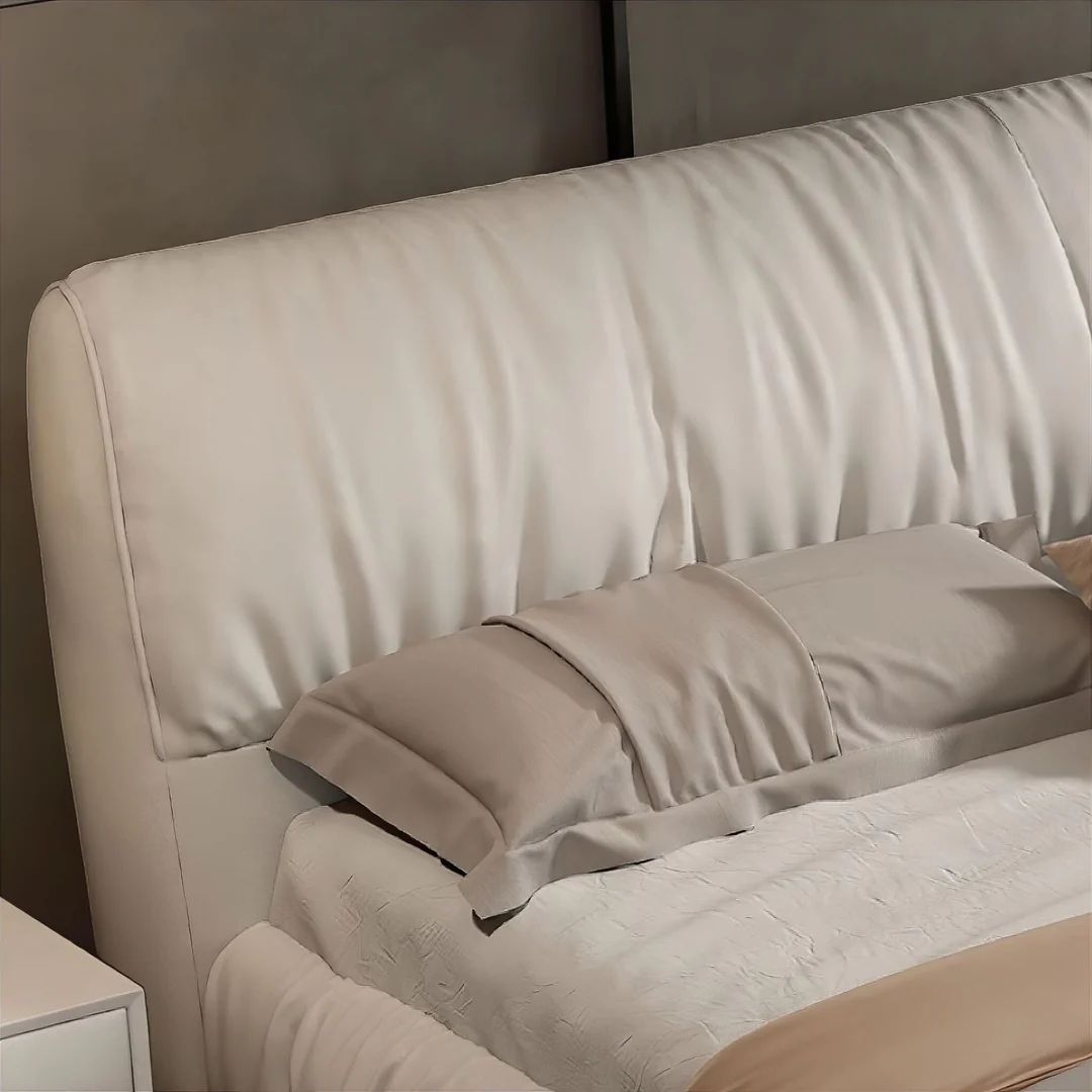 Guillaume Pemiume Luxury Bed